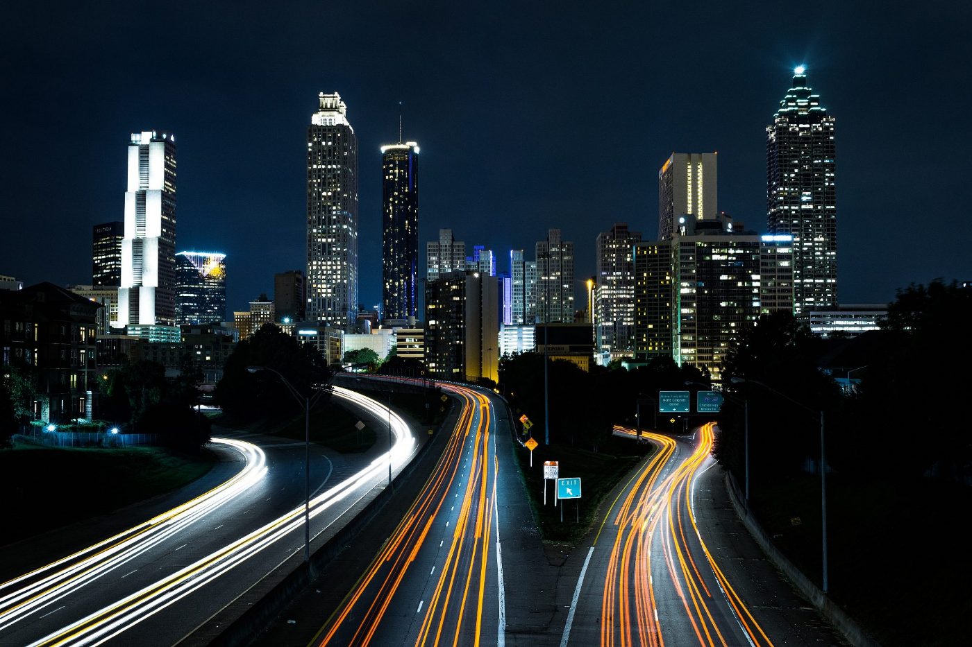 Jackson Street Bridge and Atlanta Night Skyline (Unsplash)